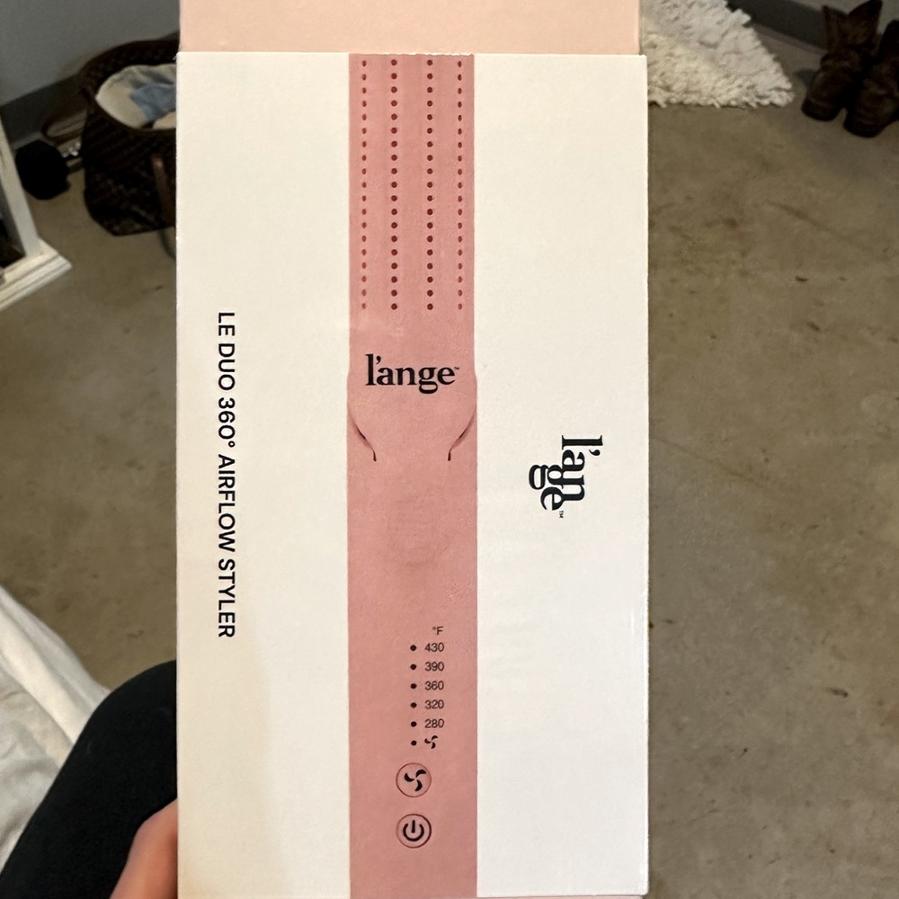 Brand new Lange Airflow Curling iron